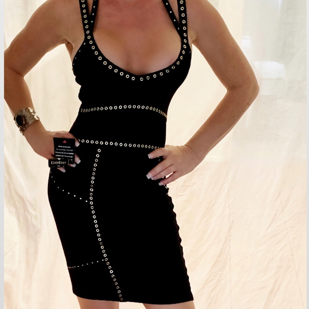 Sexy BEBE dress  NEW with tag on it